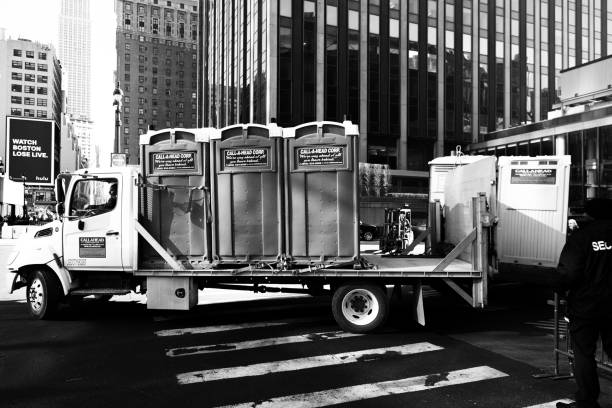Best Portable toilet rental cost  in Laware City, DE